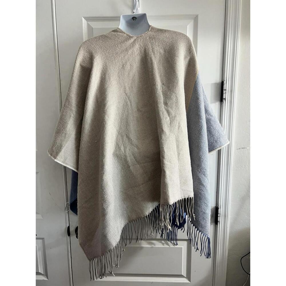 Uniqlo Poncho Stole Cardigan Women Blue Colorblock Fringe Boho 100% Acrylic OS - Picture 2 of 7